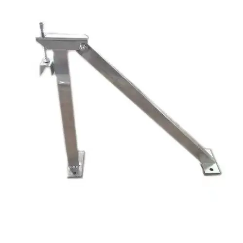 aluminum flood barrier with support on plank